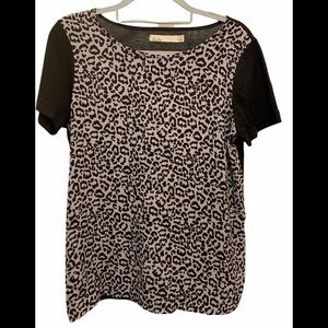 Hi-Line Animal Print Top Size M